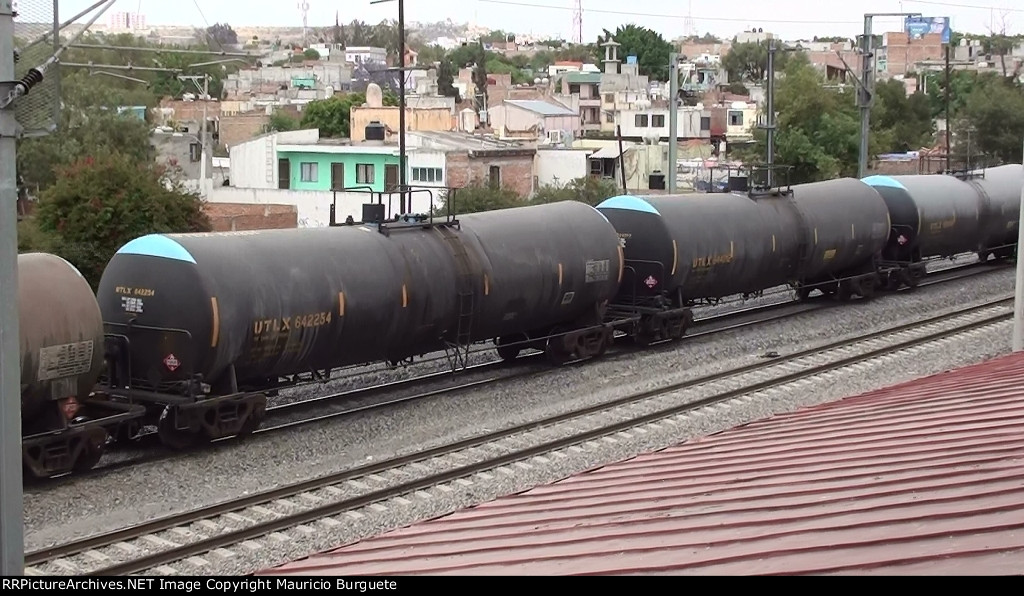 UTLX Tank cars