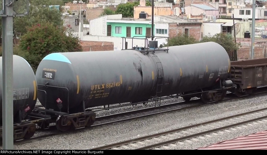 UTLX Tank car