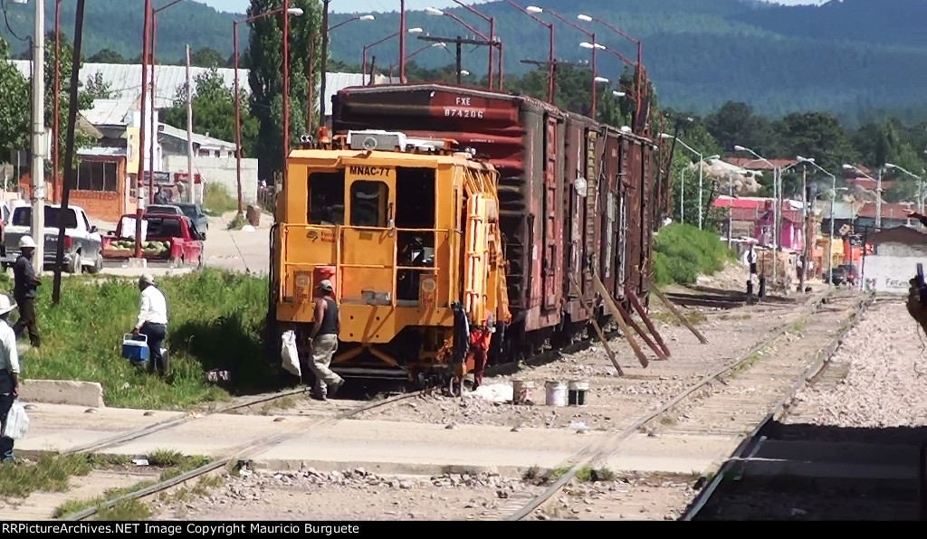 Ferromex Camping Cars and MoW vehicle