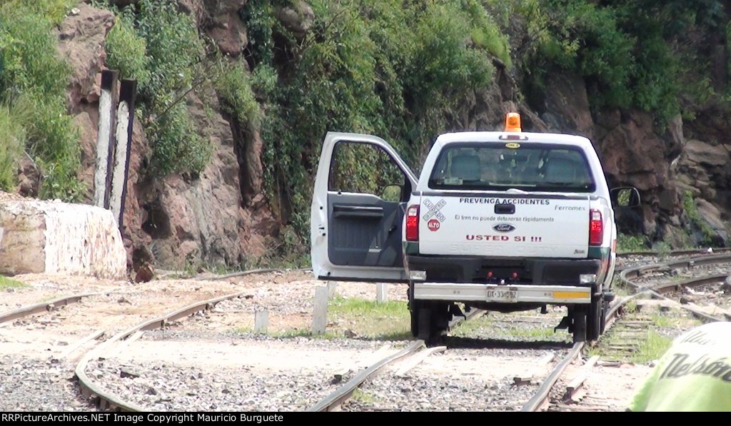 Ferromex HR-442 at Bahuichivo Station