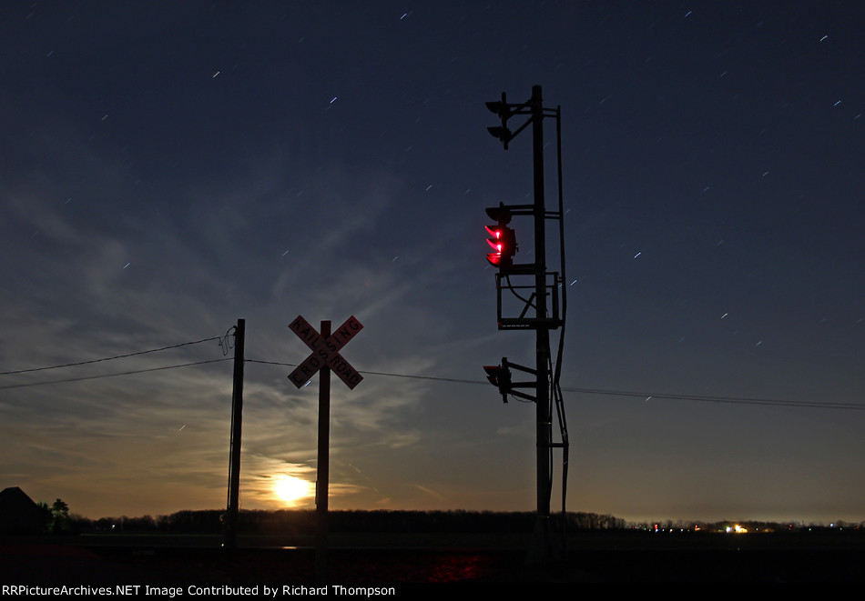 Moonrise at North Deshler
