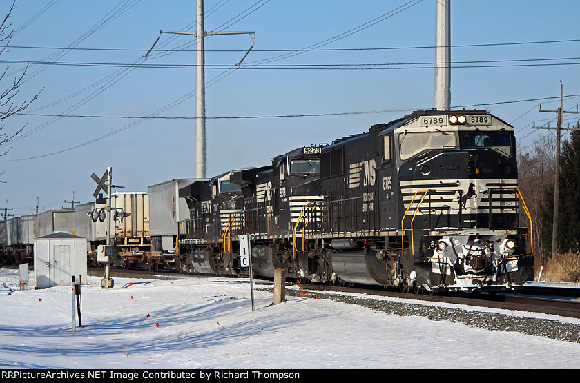 NS 6789 on NS 22W
