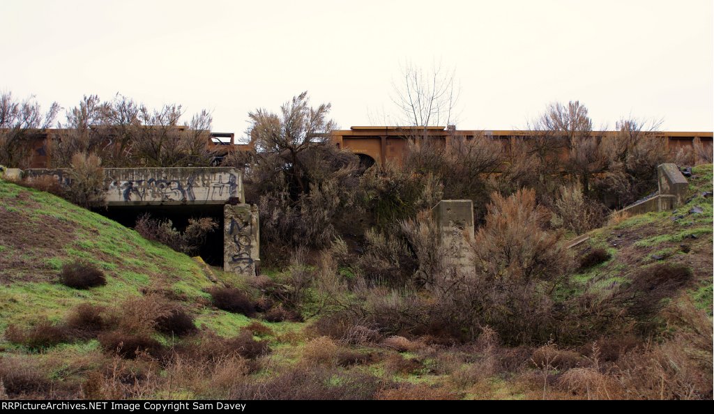 Stored Baretables on the old SP&S Mainline.