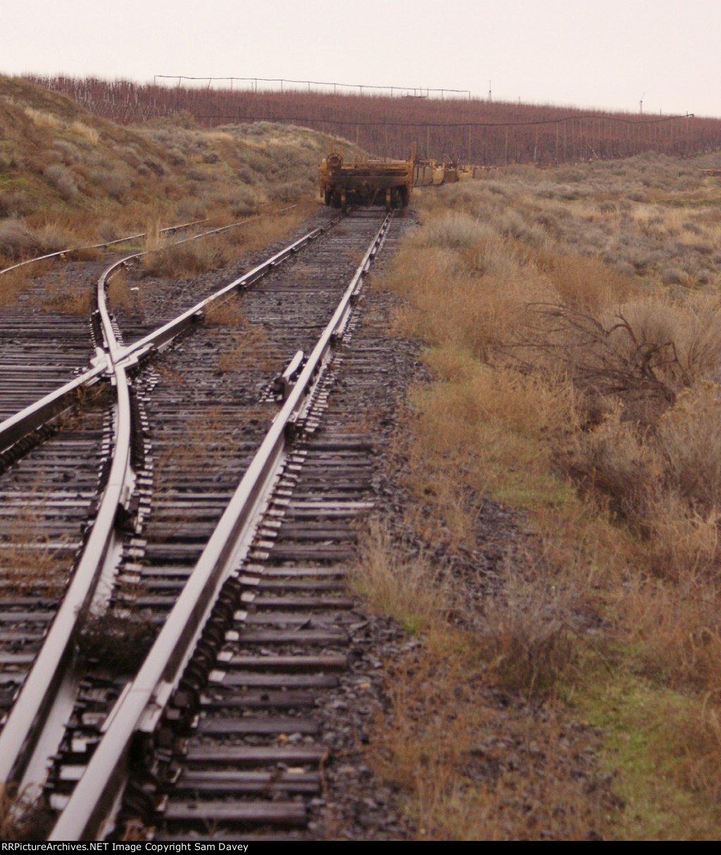 Stored Baretables on the old SP&S Mainline.