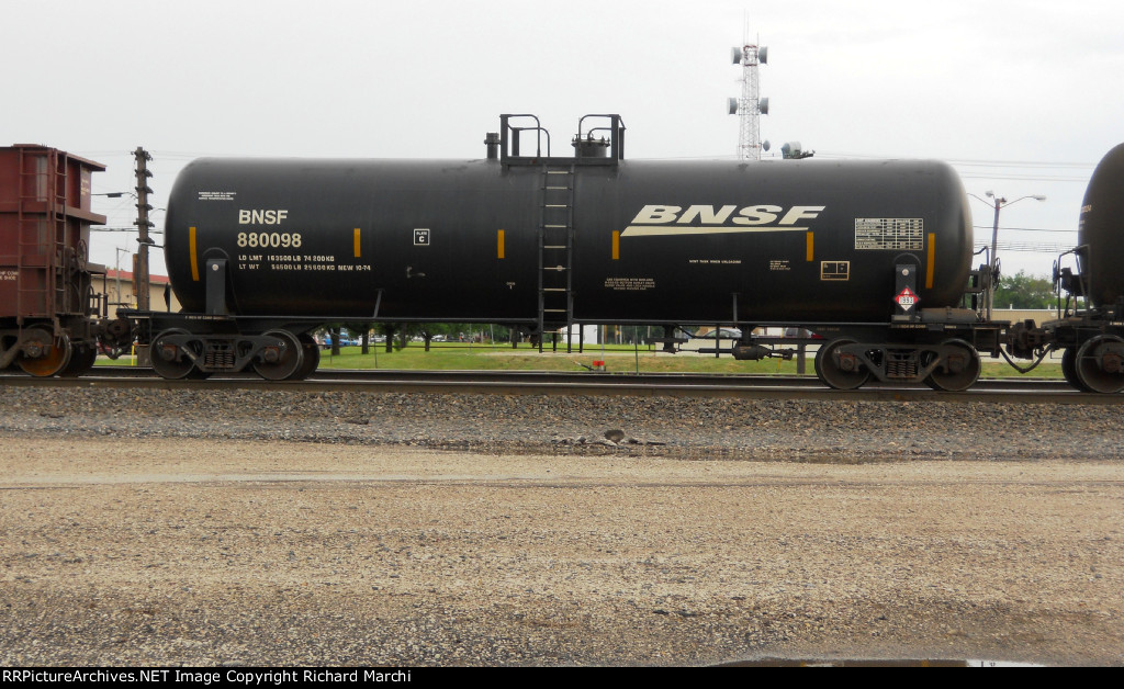 BNSF 880098