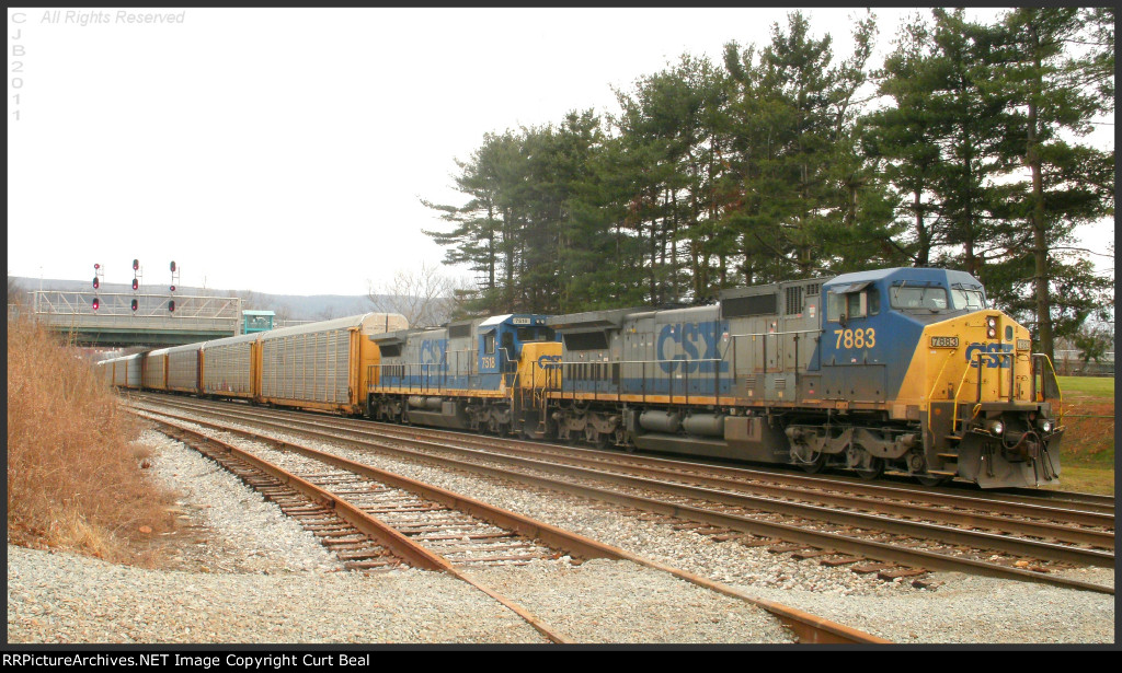 CSX 7883 and 7518 (2)