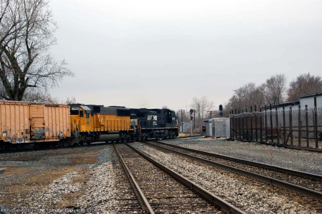 NS 144 at Council Street