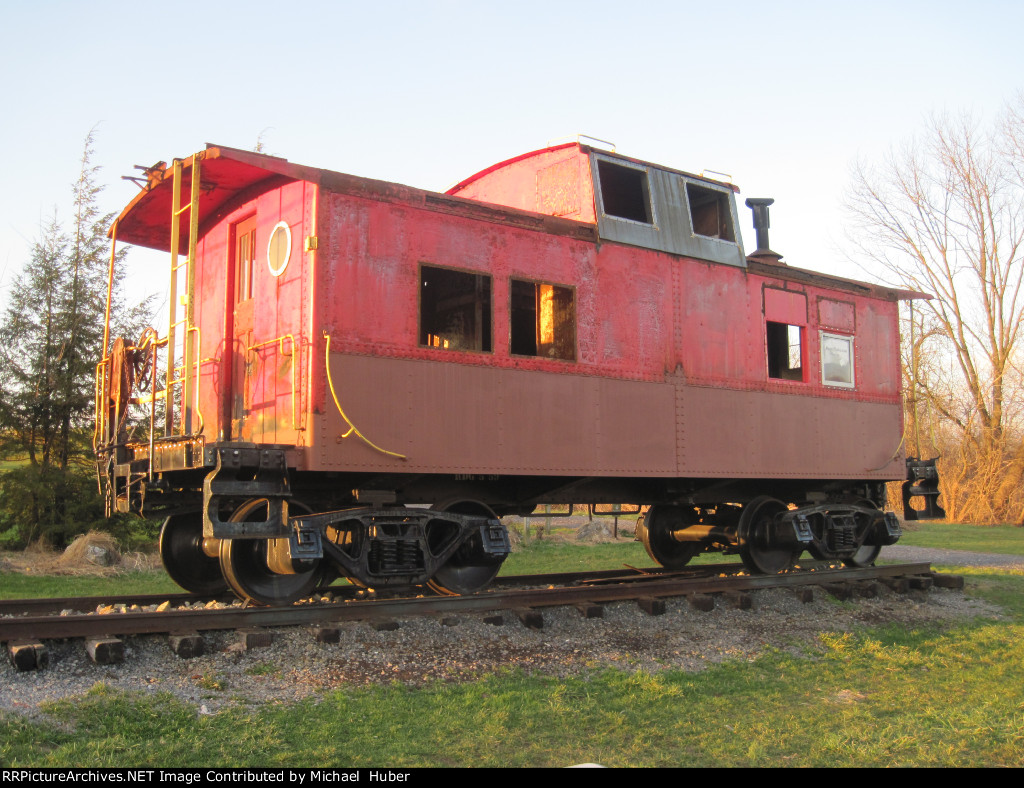 Ironton Railroad caboose #6