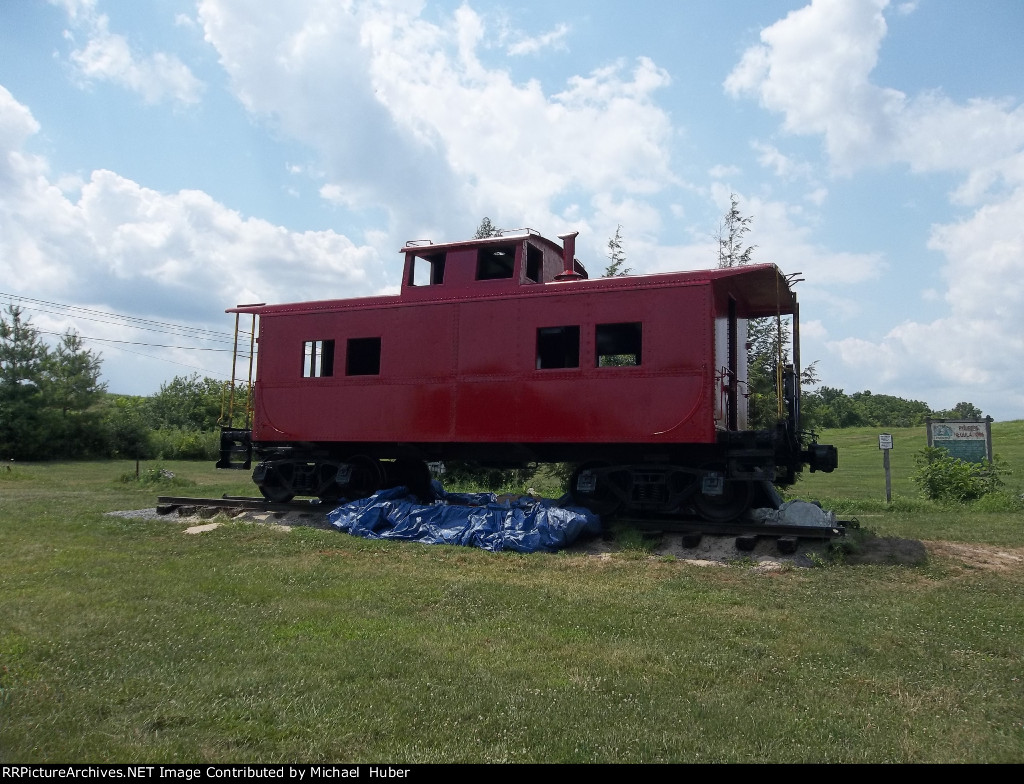 Ironton Railroad caboose #6