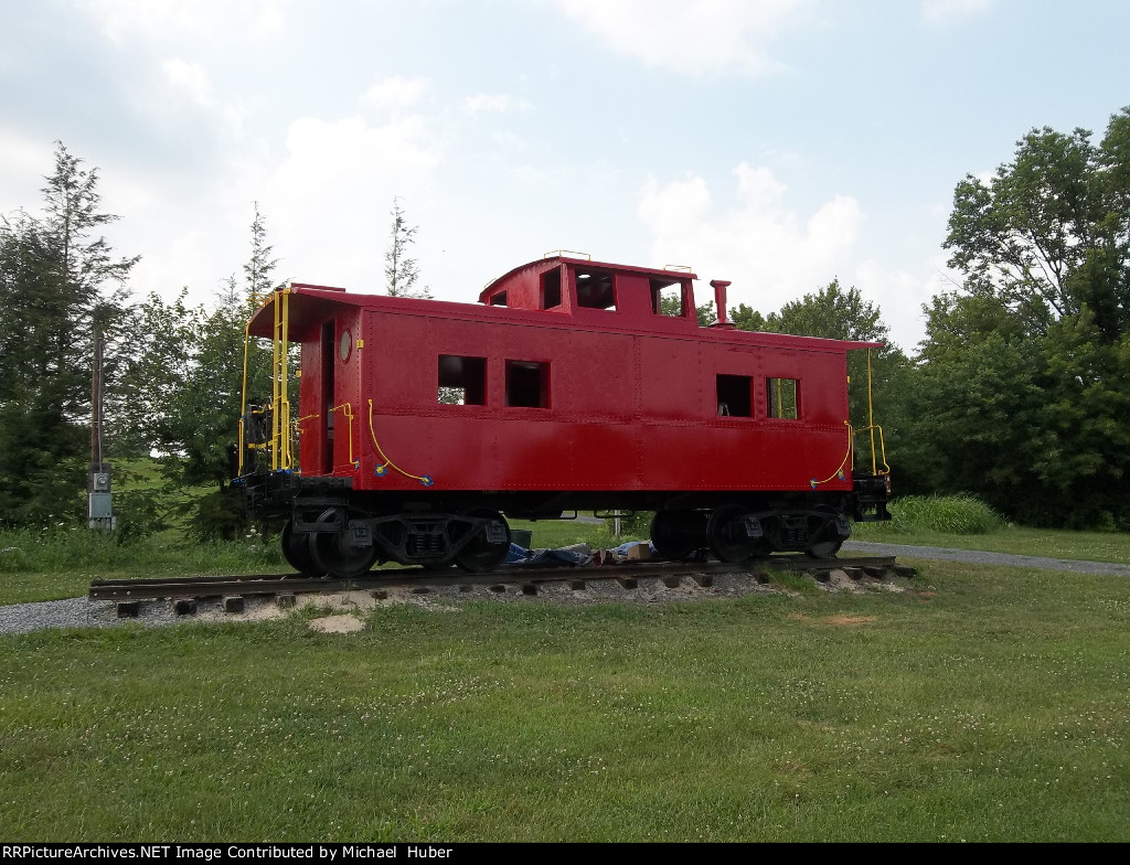 Ironton Railroad caboose #6