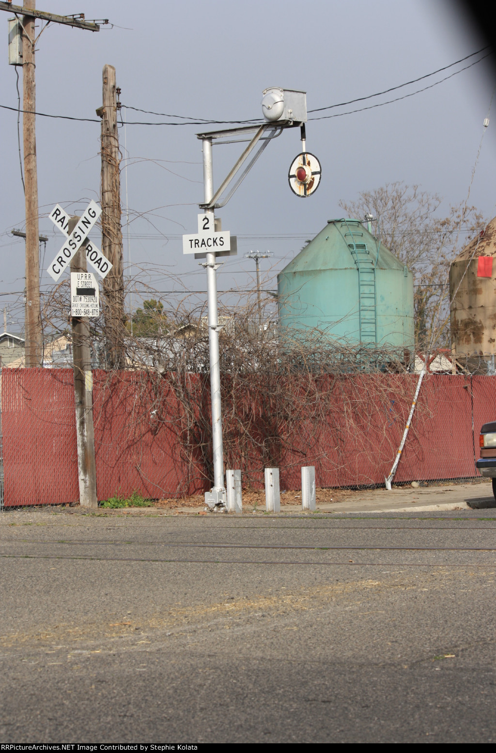 STILL ACTIVE CROSSING SIGNAL