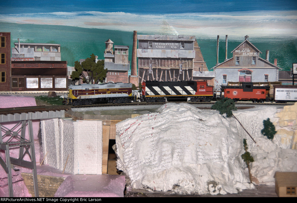 Sandhill MODEL Railroad