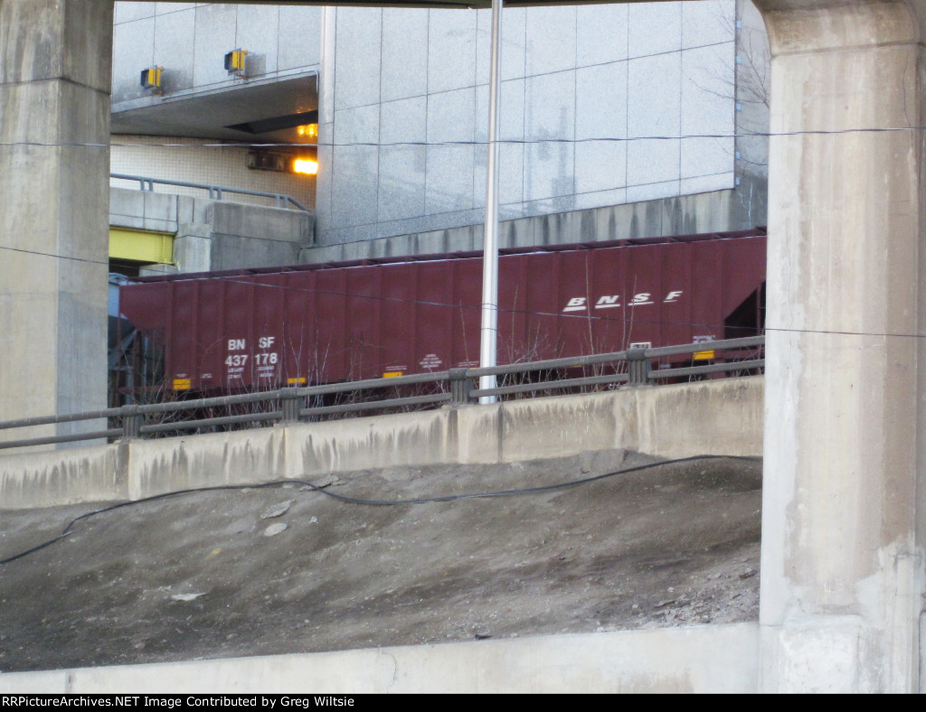 BNSF 437178