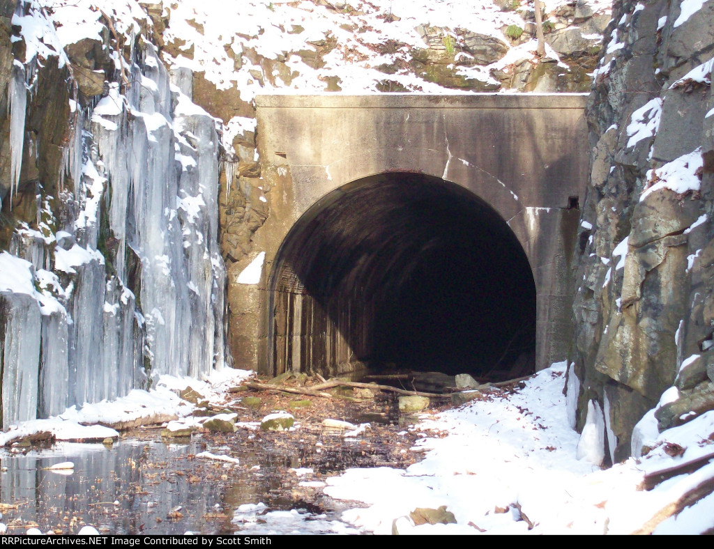 Oxford, NJ Tunnel