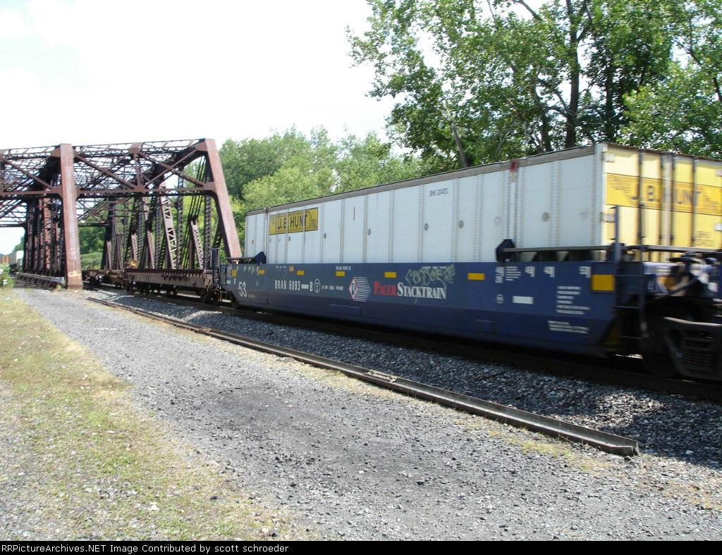 BRAN 6093B with JB HUNT Container