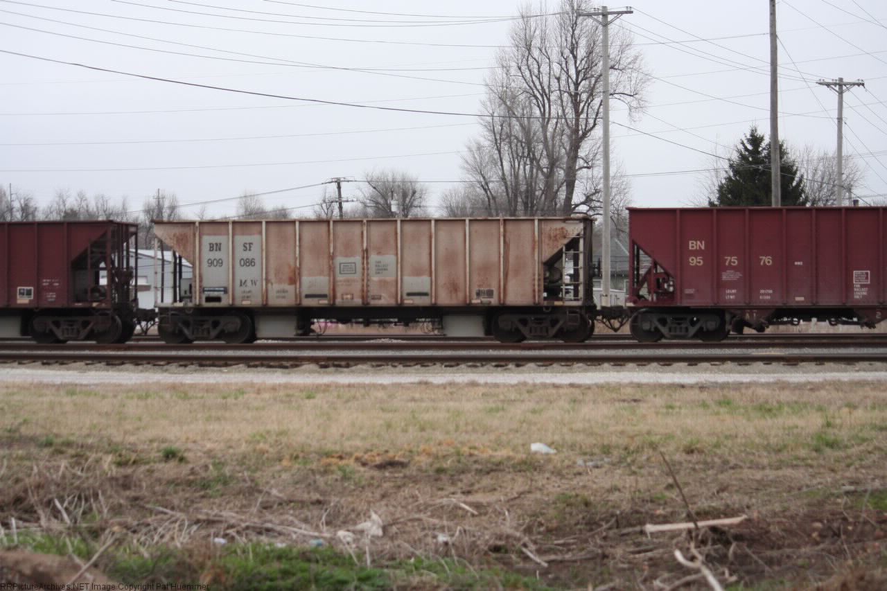 BNSF 909086