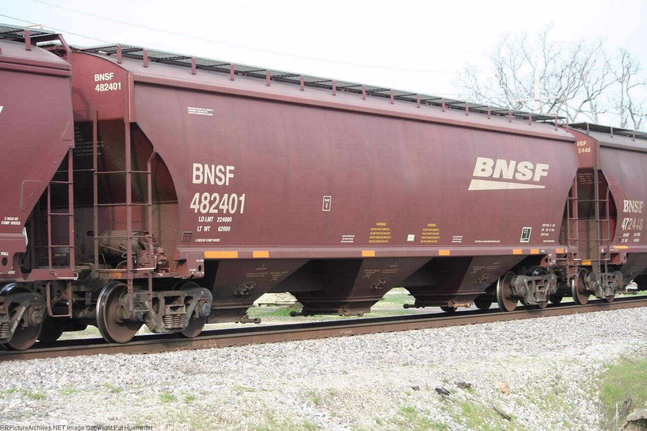 BNSF 482401
