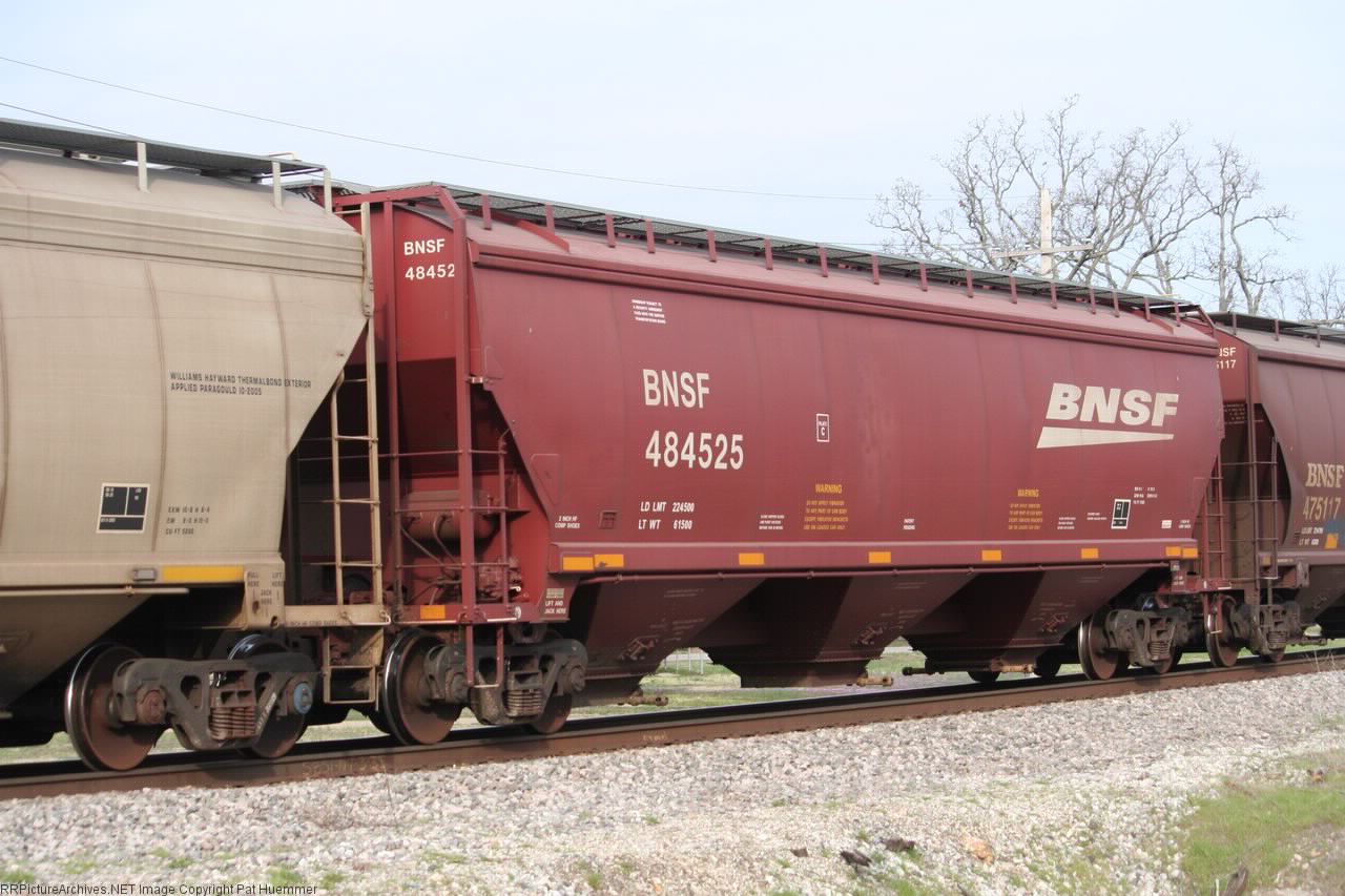 BNSF 484525