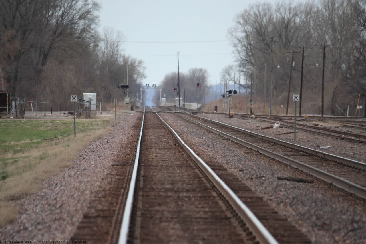 You can see two signal blocks down