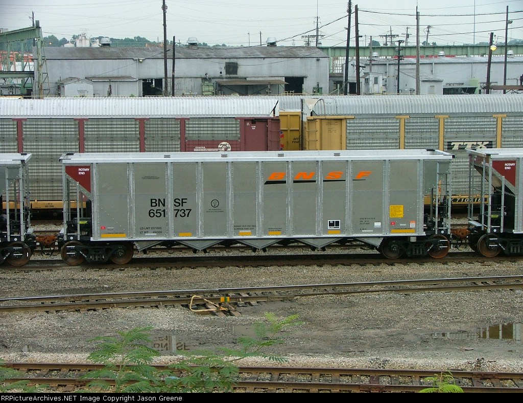 BNSF 651737