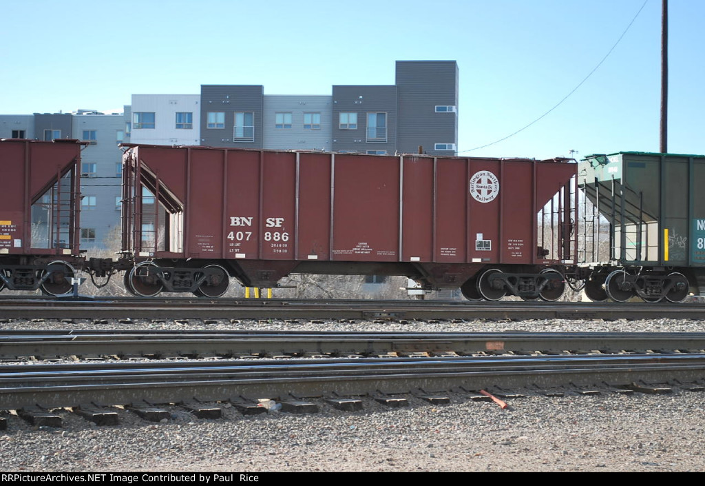 BNSF 407886