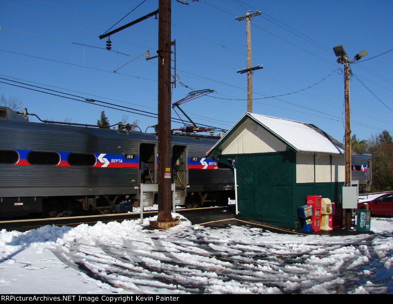 Philadelphia & Reading shelter