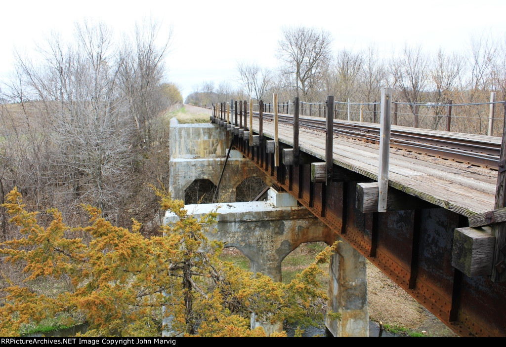 TC&W Ex MILW Carver Creek Bridge