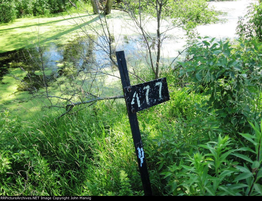Now abandoned Ex BN/MNN bridge over Marsh River