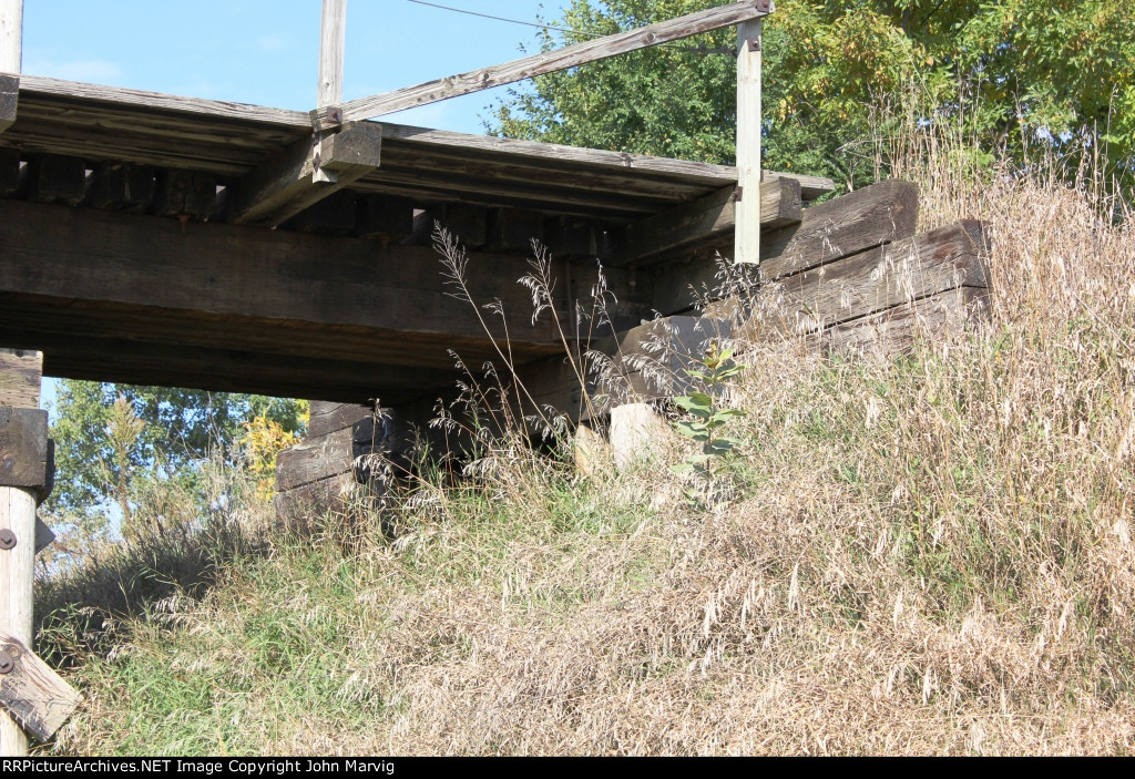 Ex MILW 275th St Bridge