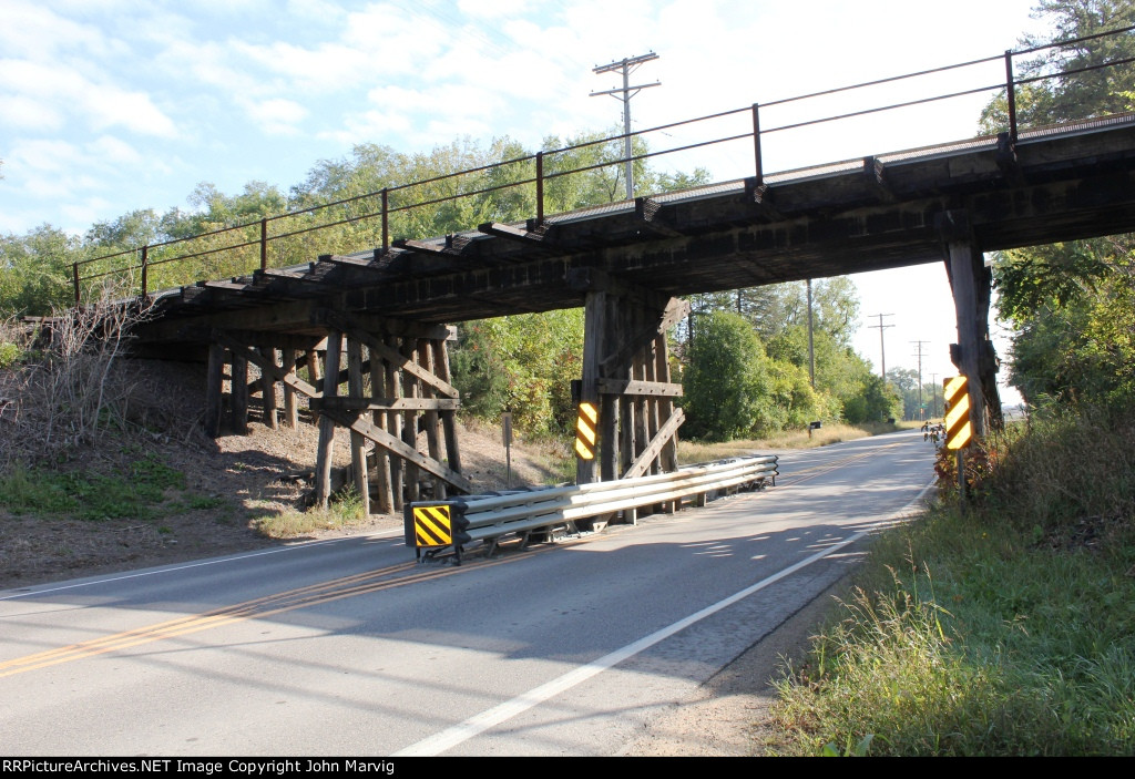 Ex MILW Bridge over 280th St