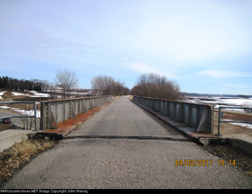 Central Lakes Trail Ex GN Bridge over MN 78