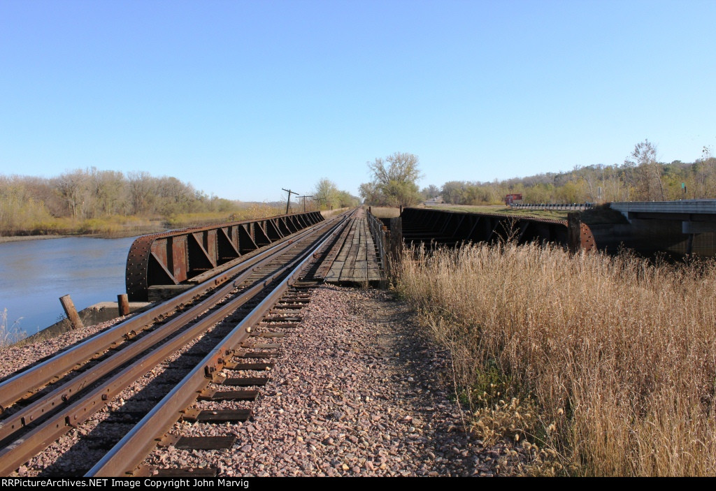 TC&W Ex MILW over Watson Sag