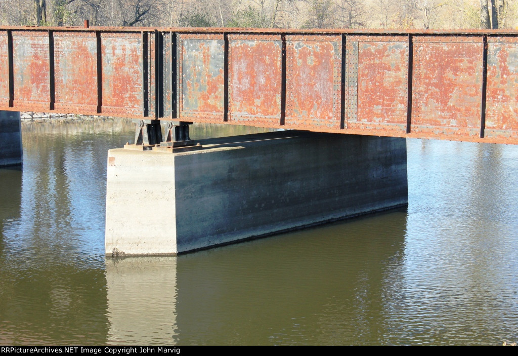 TC&W Ex MILW over Watson Sag