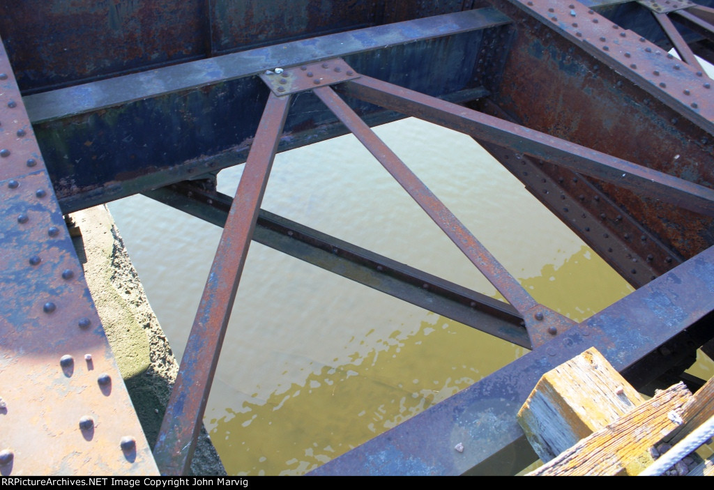 TC&W Ex MILW over Watson Sag