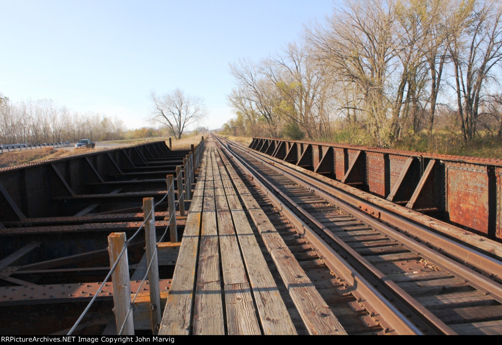 TC&W Ex MILW over Watson Sag