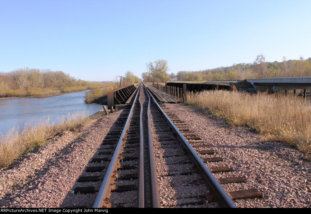 TC&W Ex MILW over Watson Sag