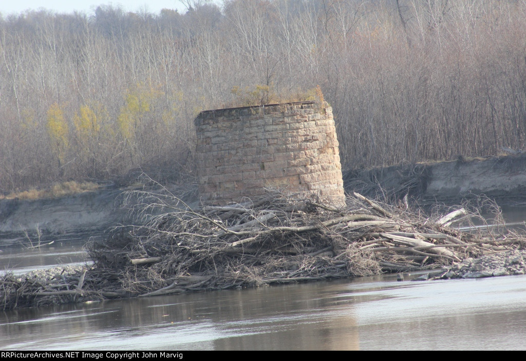 Former CNW Bridge at St. Peter