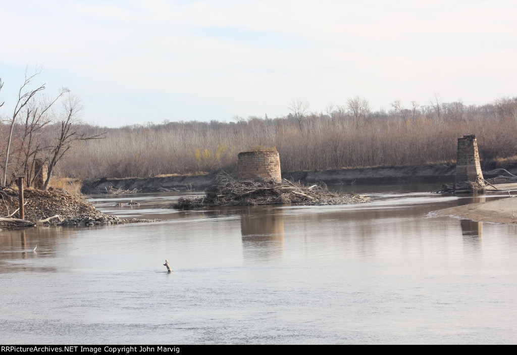 Former CNW Bridge at St. Peter