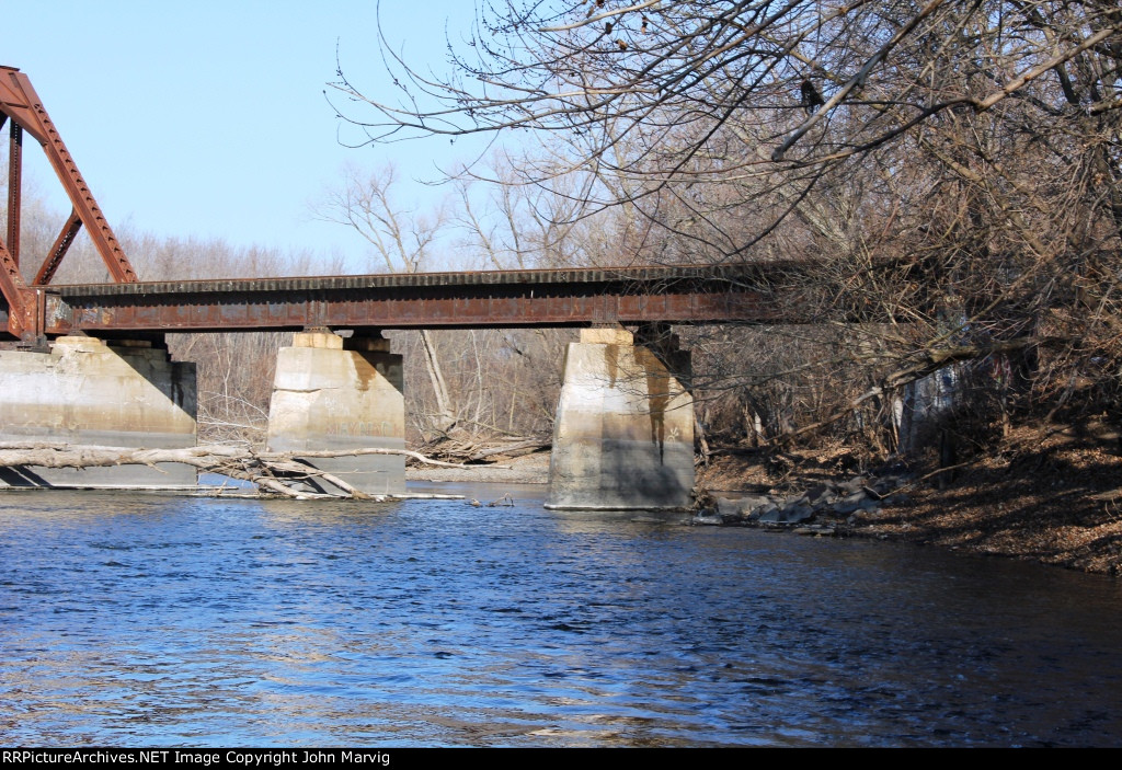 BNSF Bridge over Crow River