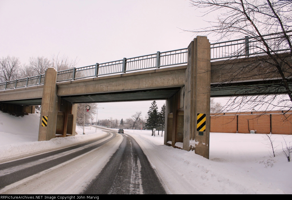 BNSF bridge over main ave