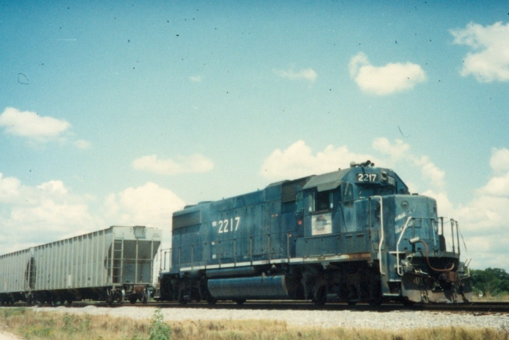 MP 2217  6Sep1991  In the Bellmead Yard 