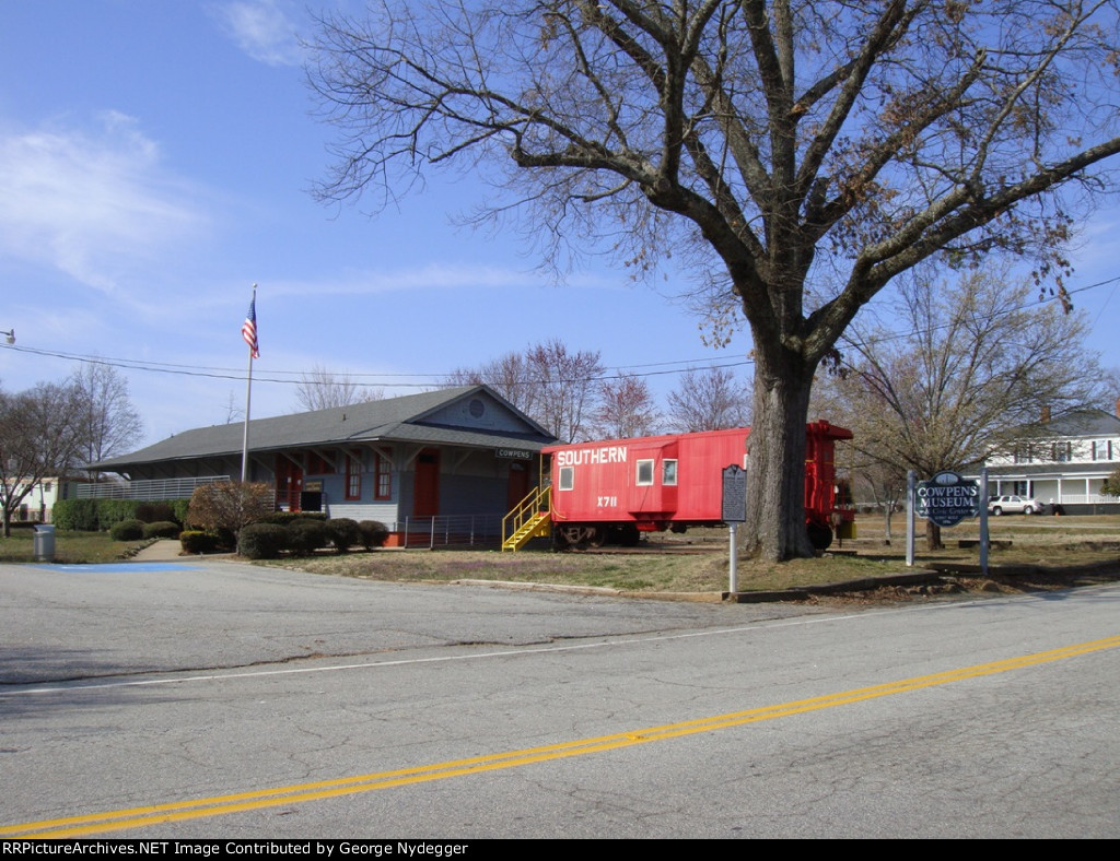 Museum & caboose SOU X711