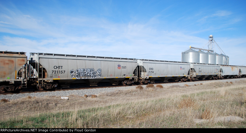 UP westbound grain train