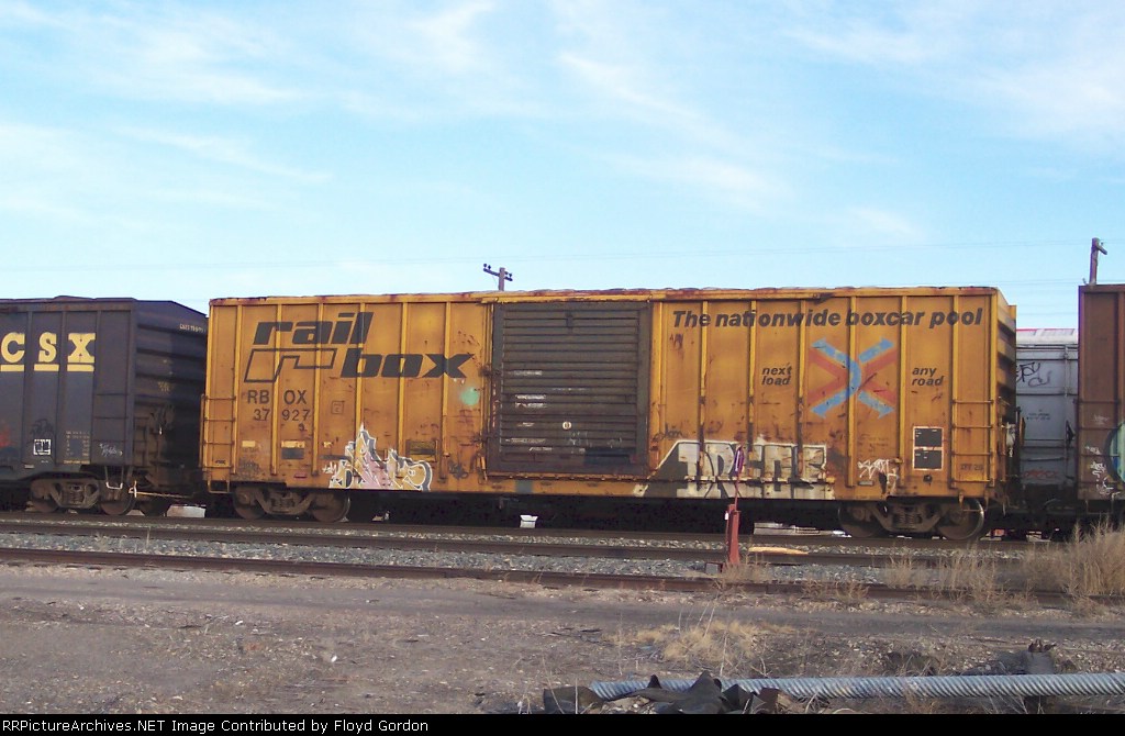 RBOX 37927 Railbox