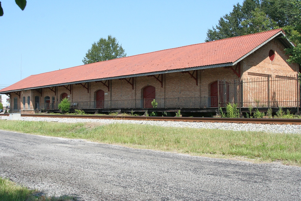 1904 YMV depot