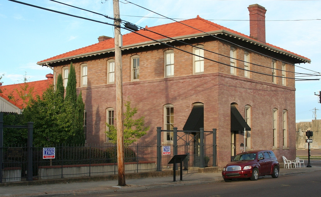 Mississippi Central freight depot
