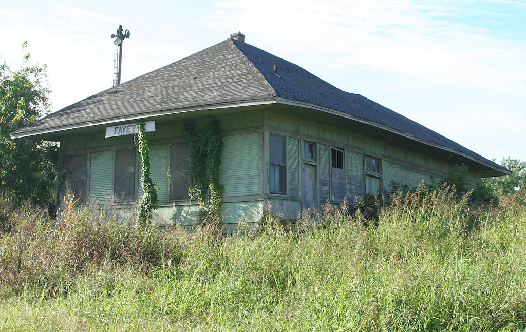 The good side of the abandoned IC depot