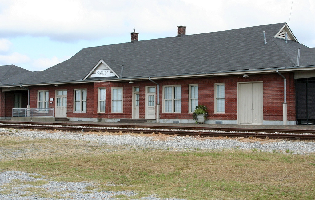 IC passenger depot