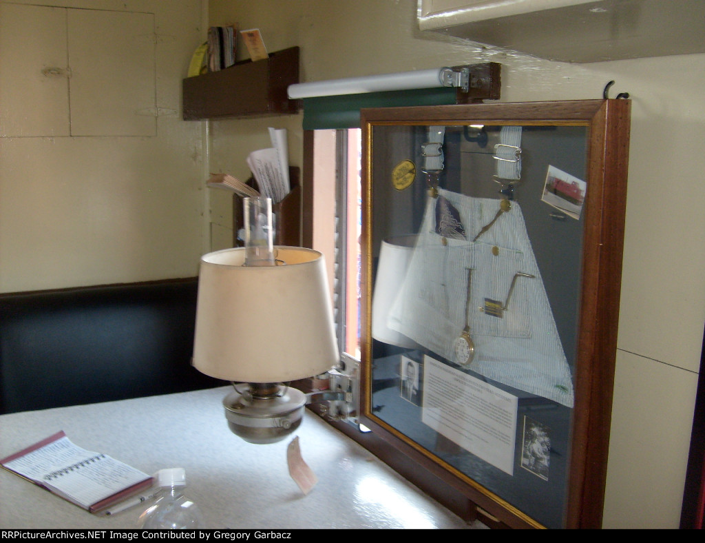 ANN ARBOR 2838 DINING 