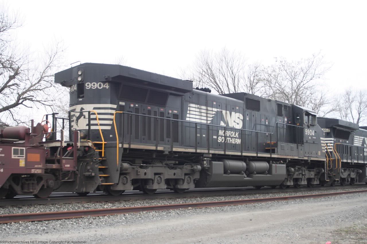 NS 9904